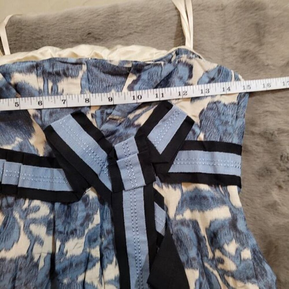 BCBGMaxAzria Silk and Linen Floral Strapless Dress - Size 2 - Picture 8 of 11
